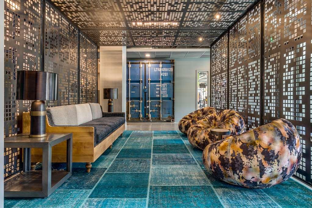 Sentral Seattle Slu Hotel Interior photo